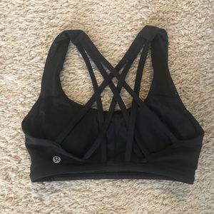 Lululemon free to be serene sports bra